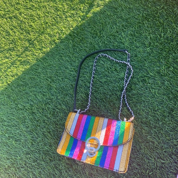 Zara Handbags - 🌈 multicolor Zara purse with silver chain strap.